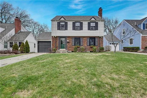 $399,500 | 408 East 73rd Terrace, Kansas City, MO 64131