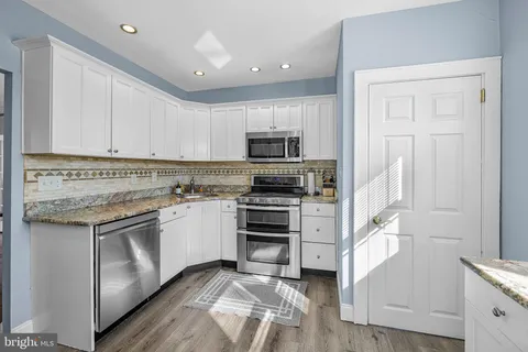 $575,000 | 1131 Naamans Creek Road, Garnet Valley, PA 19060