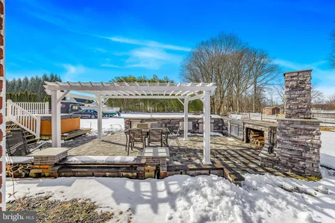 $575,000 | 1131 Naamans Creek Road, Garnet Valley, PA 19060