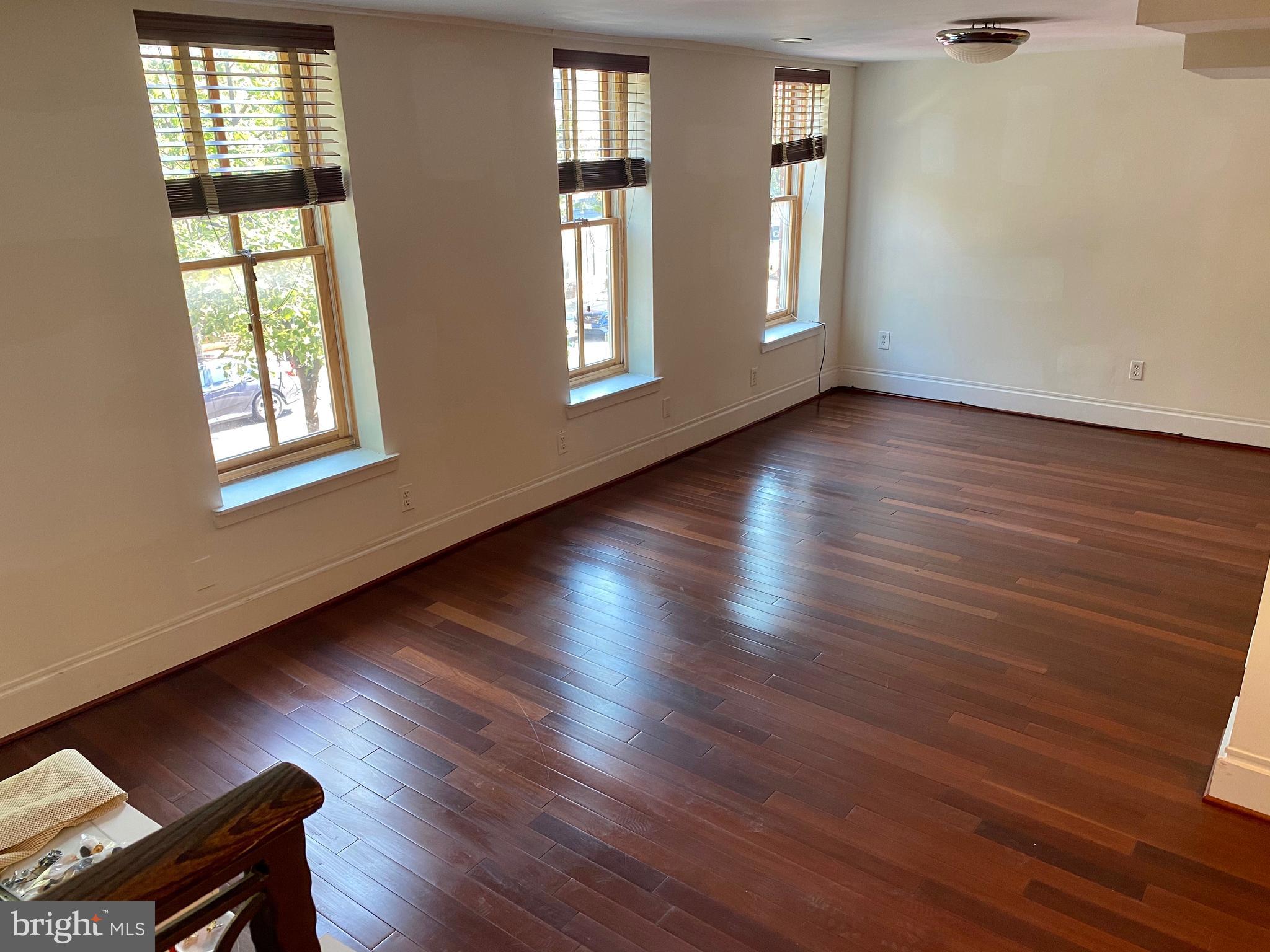 227 West Read Street Baltimore, MD 21201 - Photo 12 of 17