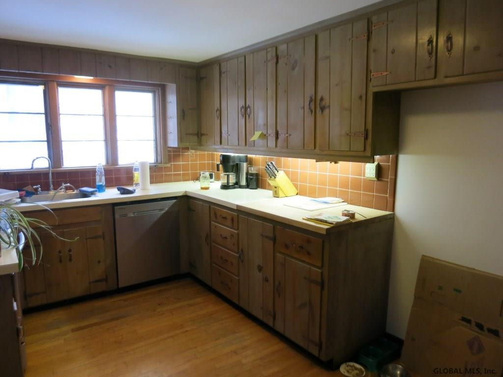 33 Forest Road Ballston, NY 12027 - Photo 8 of 22 Photo 8