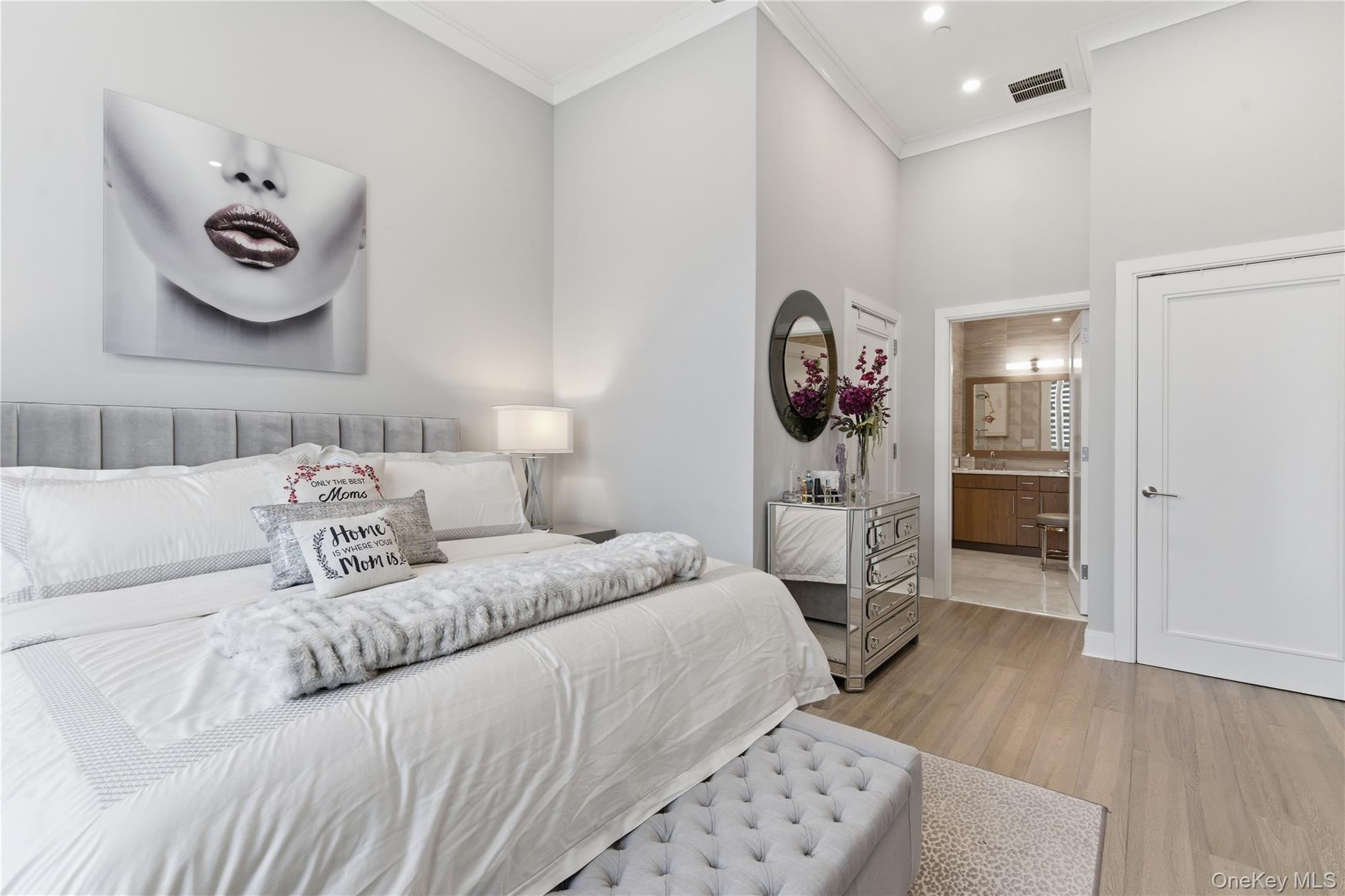 100 Garvies Point Road, Unit 1025 Glen Cove, NY 11542 - Photo 13 of 26