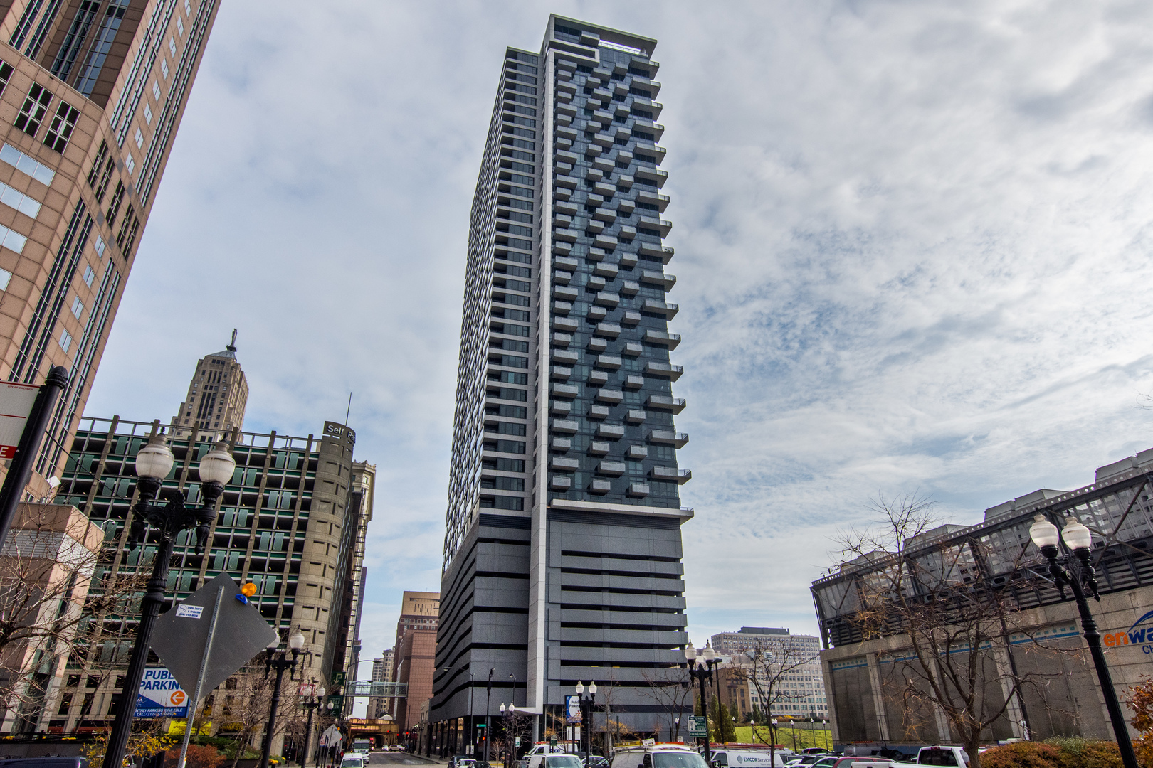 235 West Van Buren Street, Unit 1913 Chicago, IL 60607 - Photo 1 of 13 a view of a city
