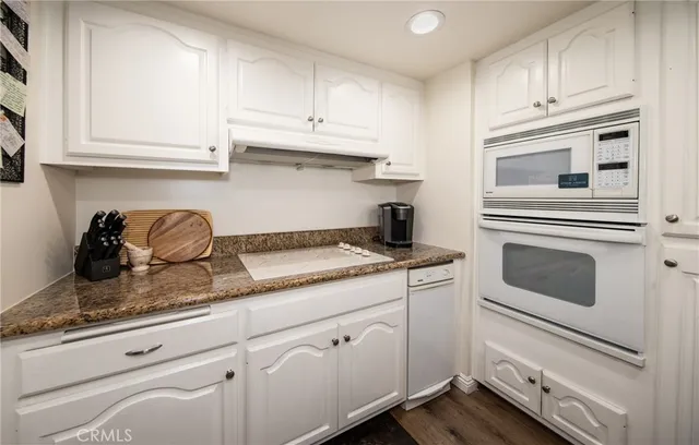 $448,000 | 5555 Canyon Crest Drive, Unit 2G, Riverside, CA 92507