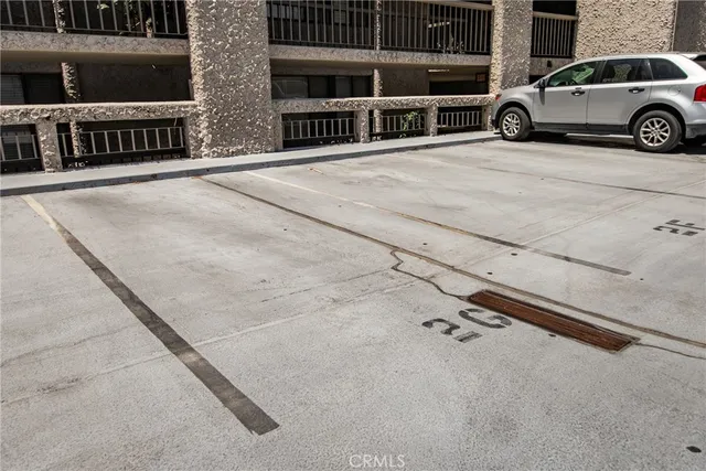 $448,000 | 5555 Canyon Crest Drive, Unit 2G, Riverside, CA 92507