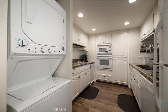 $448,000 | 5555 Canyon Crest Drive, Unit 2G, Riverside, CA 92507