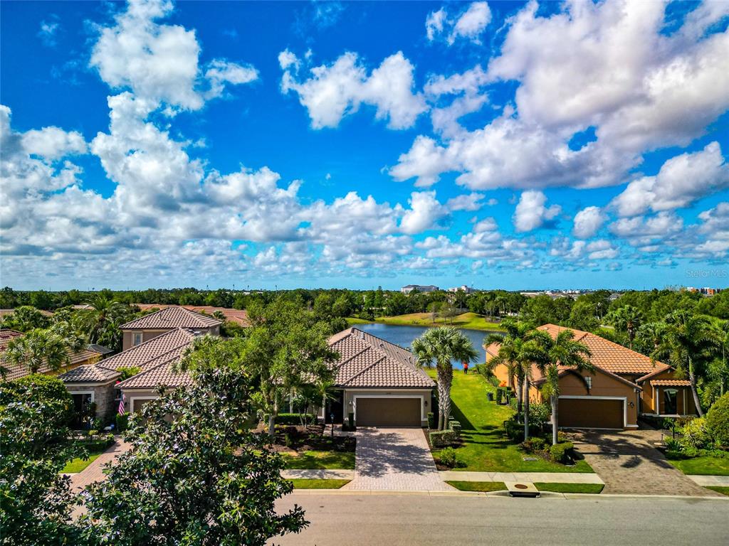 12848 Del Corso Loop Lakewood Ranch, FL 34211 - Photo 66 of 70 Gallery Image 66