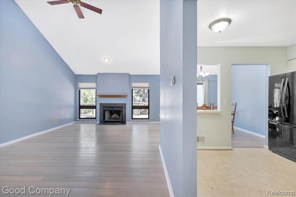 676 Highgate Mews Rochester Hills, MI 48307 - Photo 9 of 24