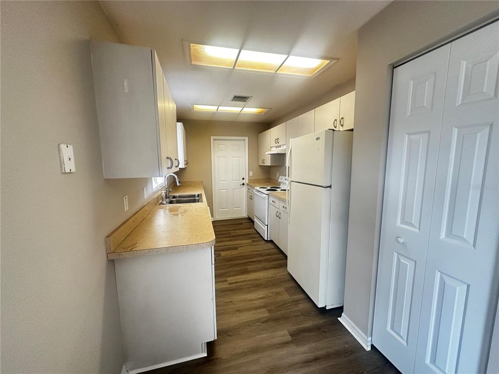 9 Cedar Circle Ocala, FL 34472 - Photo 3 of 7