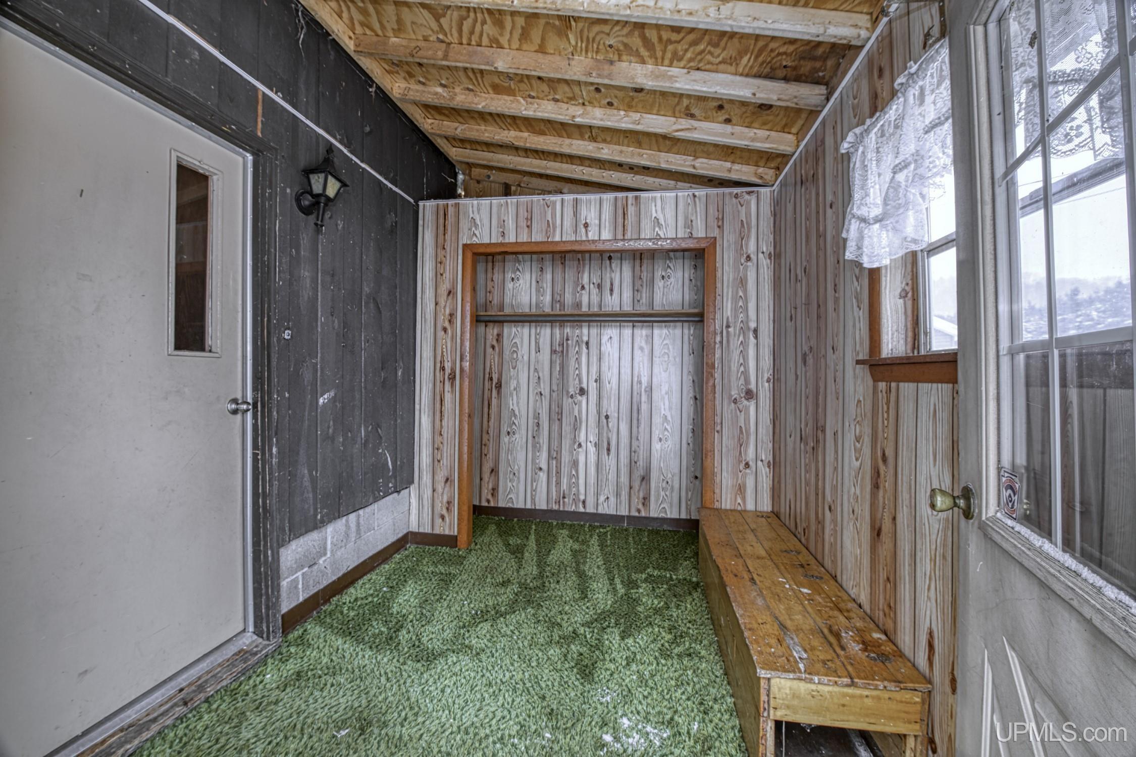 2011 River Drive Niagara, WI 54151 - Photo 15 of 28 Gallery Image 15