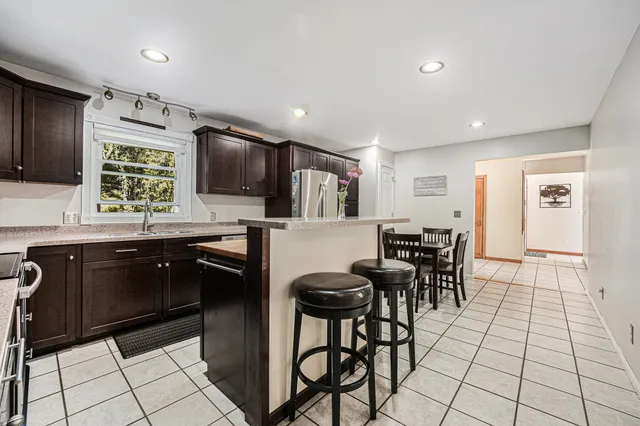 $399,900 | 8882 South Osborn Avenue, Fremont, MI 49412