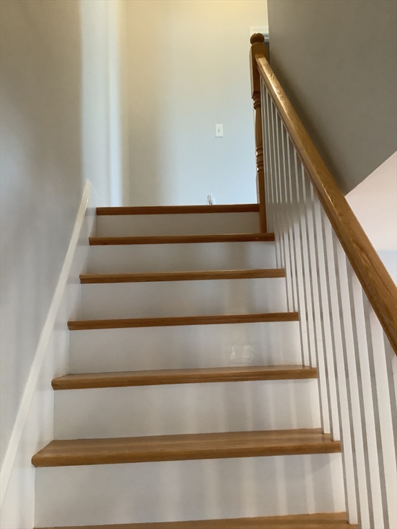 10 Moulton Court, Unit 10 Beverly, MA 01915 - Photo 8 of 21 a view of entryway