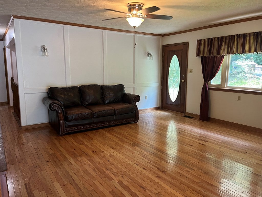 4979 Garden Creek Road Rowe, VA 24646 - Photo 5 of 18 Gallery Image 5