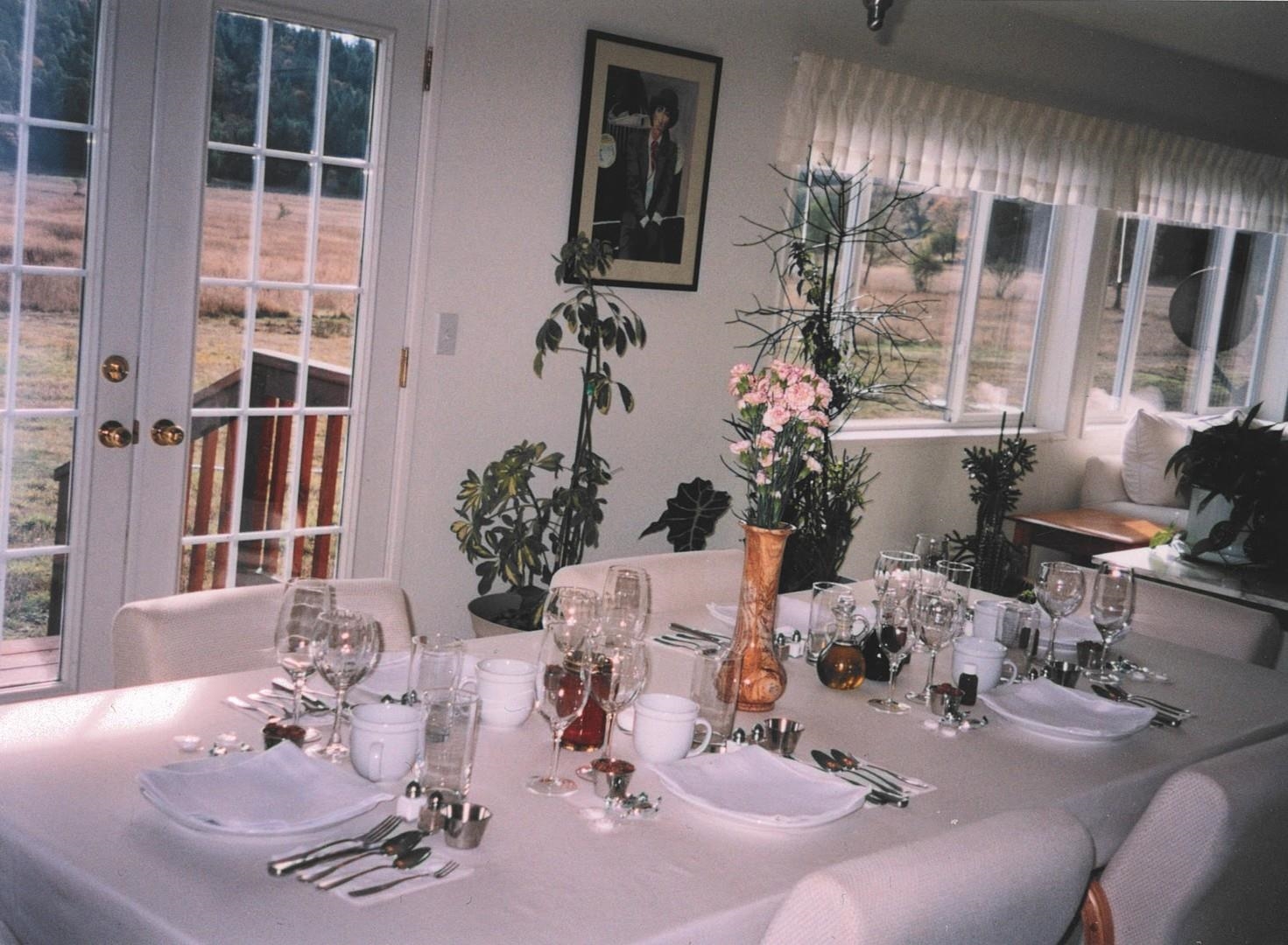 4001 Branscomb Road Laytonville, CA 95454 - Photo 11 of 28 a bathroom with a double vanity sink and a mirror