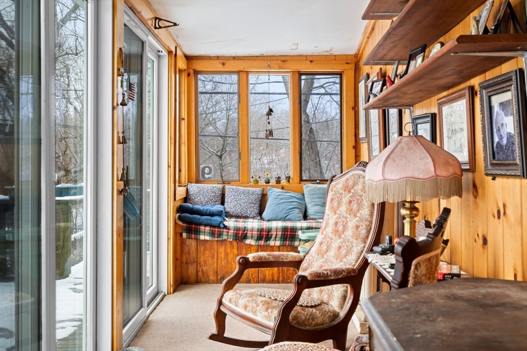 9 Castle Rock Road Saugus, MA 01906 - Photo 7 of 31 Gallery Image 7