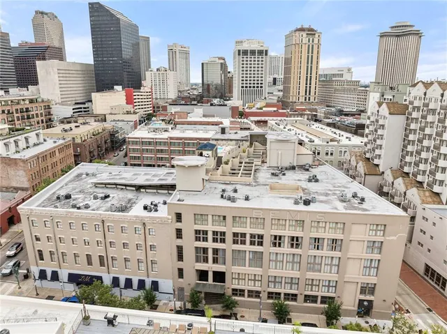 $2,400 | 333 Julia Street, Unit 311, New Orleans, LA 70130