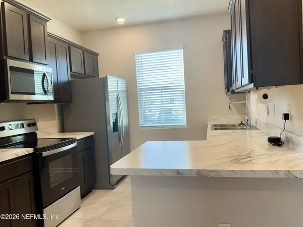 $1,950 | 3992 Village View Lane, Orange Park, FL 32065
