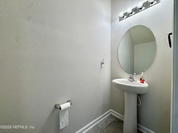 $1,950 | 3992 Village View Lane, Orange Park, FL 32065