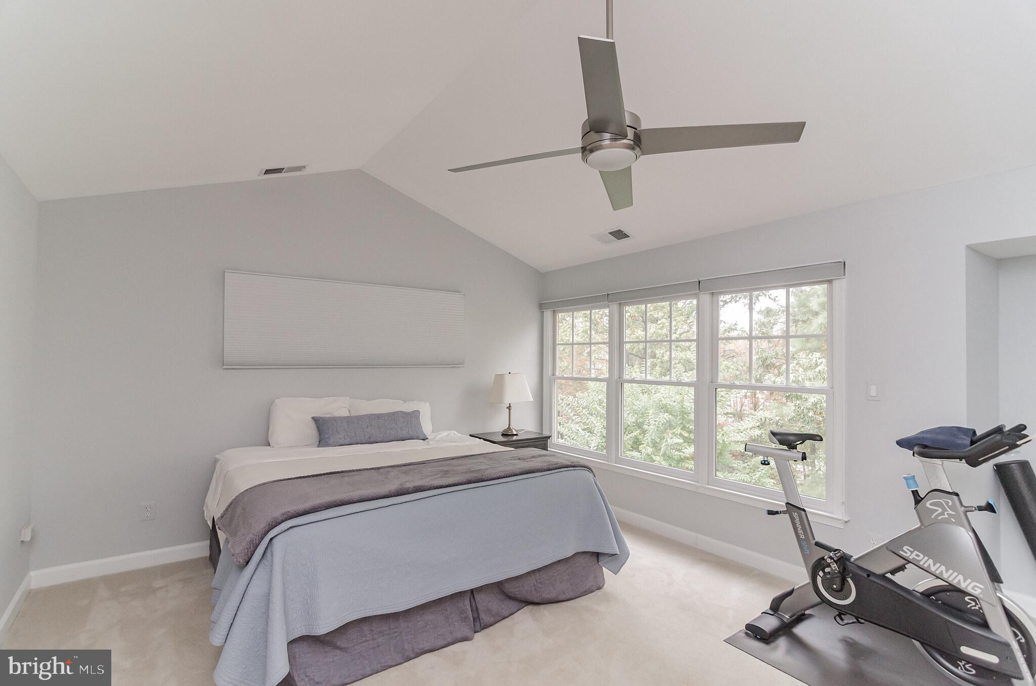 1332 Red Hawk Circle Reston, VA 20194 - Photo 16 of 31