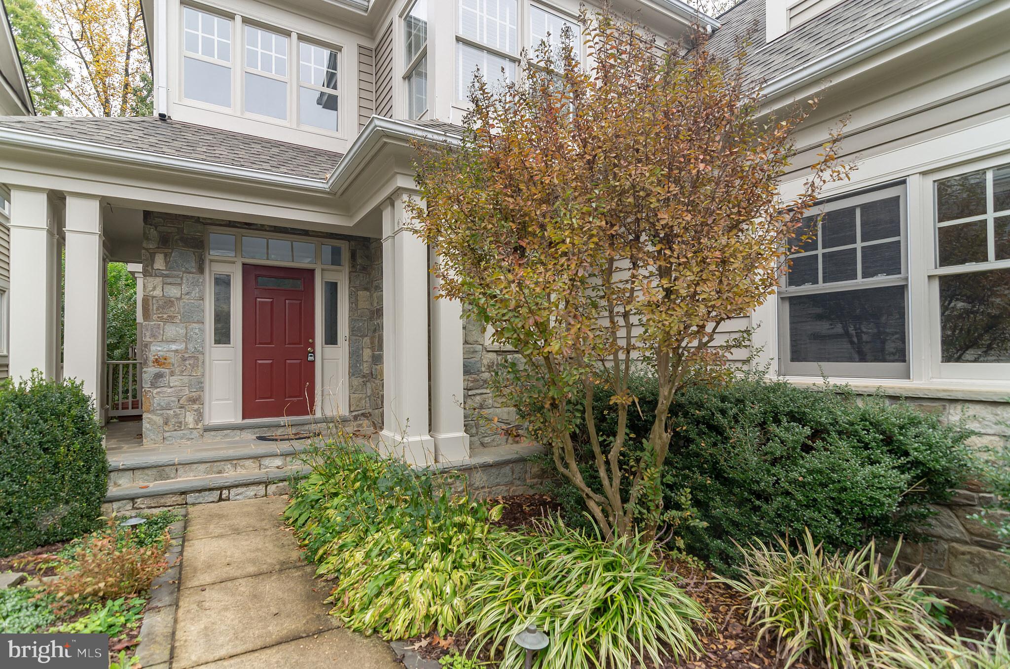 1332 Red Hawk Circle Reston, VA 20194 - Photo 3 of 31