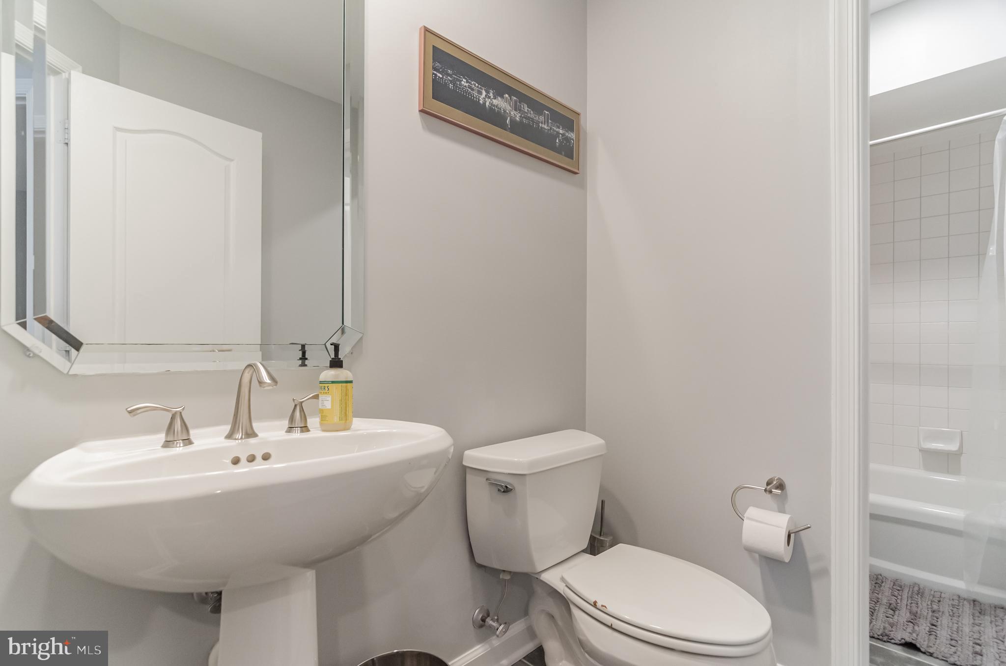 1332 Red Hawk Circle Reston, VA 20194 - Photo 26 of 31