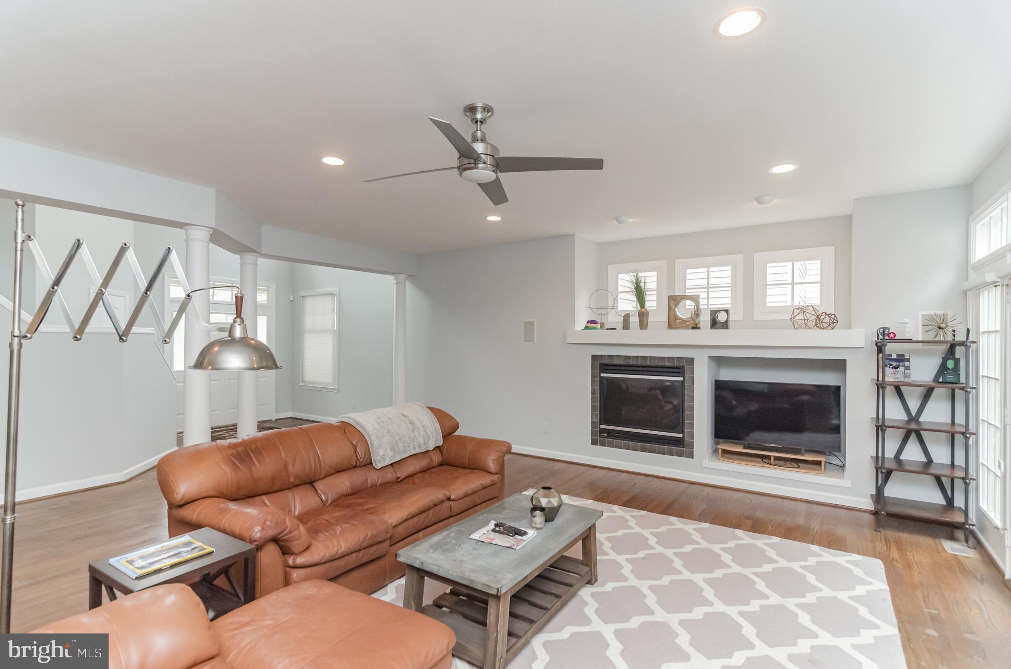 1332 Red Hawk Circle Reston, VA 20194 - Photo 6 of 31