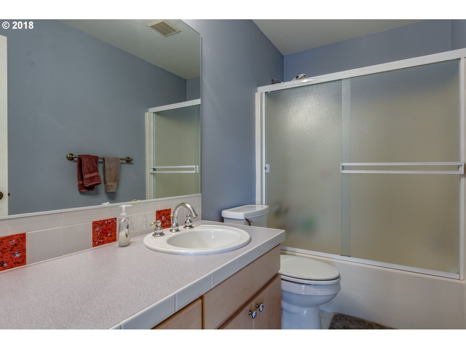 12876 Southwest Ridgefield Lane Tigard, OR 97223 - Photo 23 of 32 Gallery Image 23