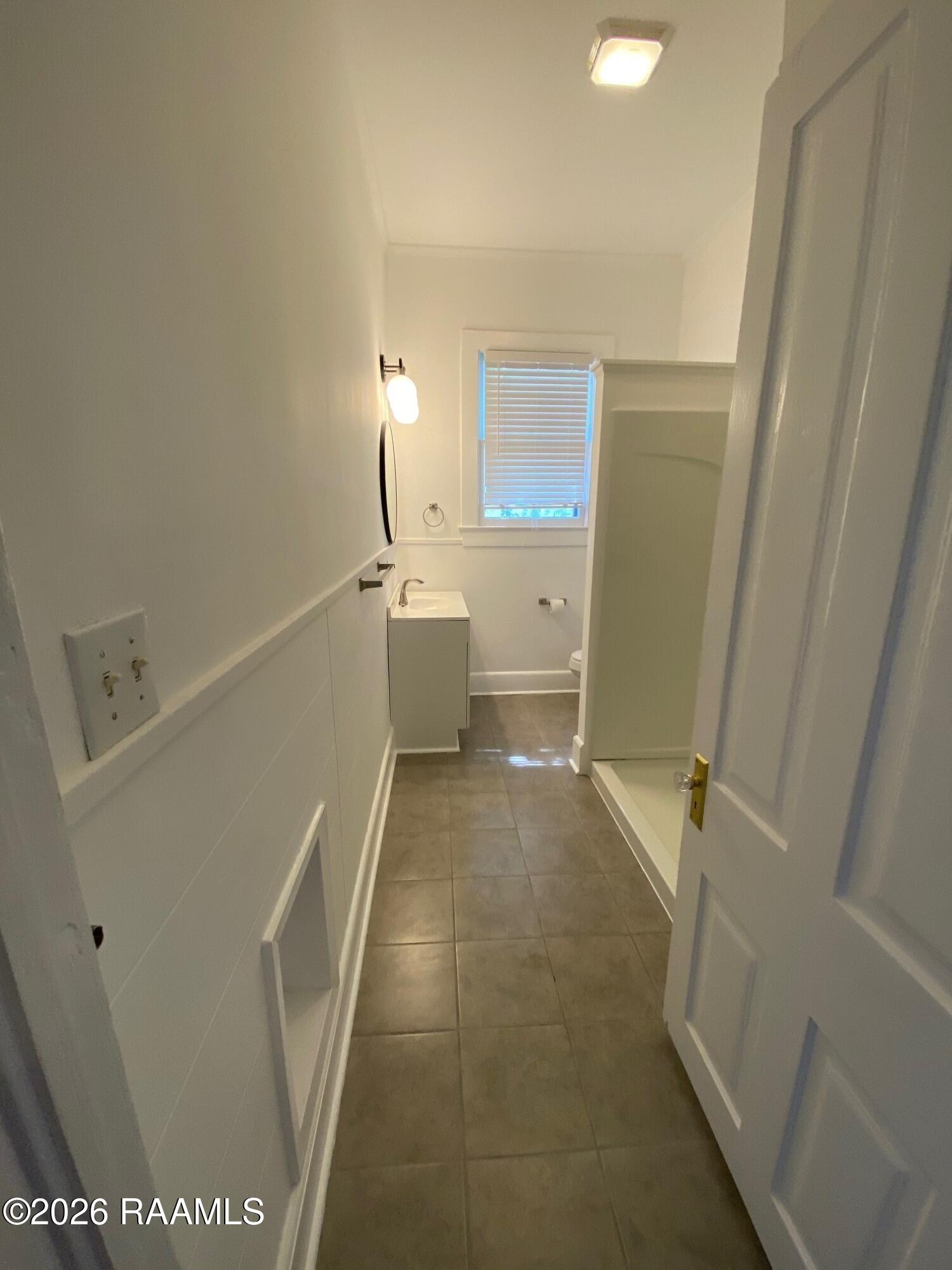 519 Madison Street Lafayette, LA 70501 - Photo 27 of 35 Bathroom1