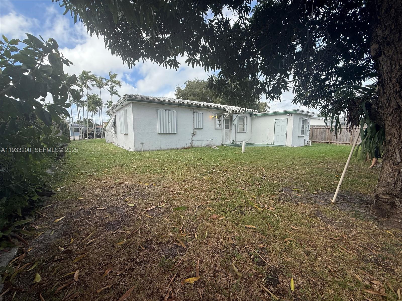 1001 Southwest 72nd Court Miami, FL 33144 - Photo 3 of 11