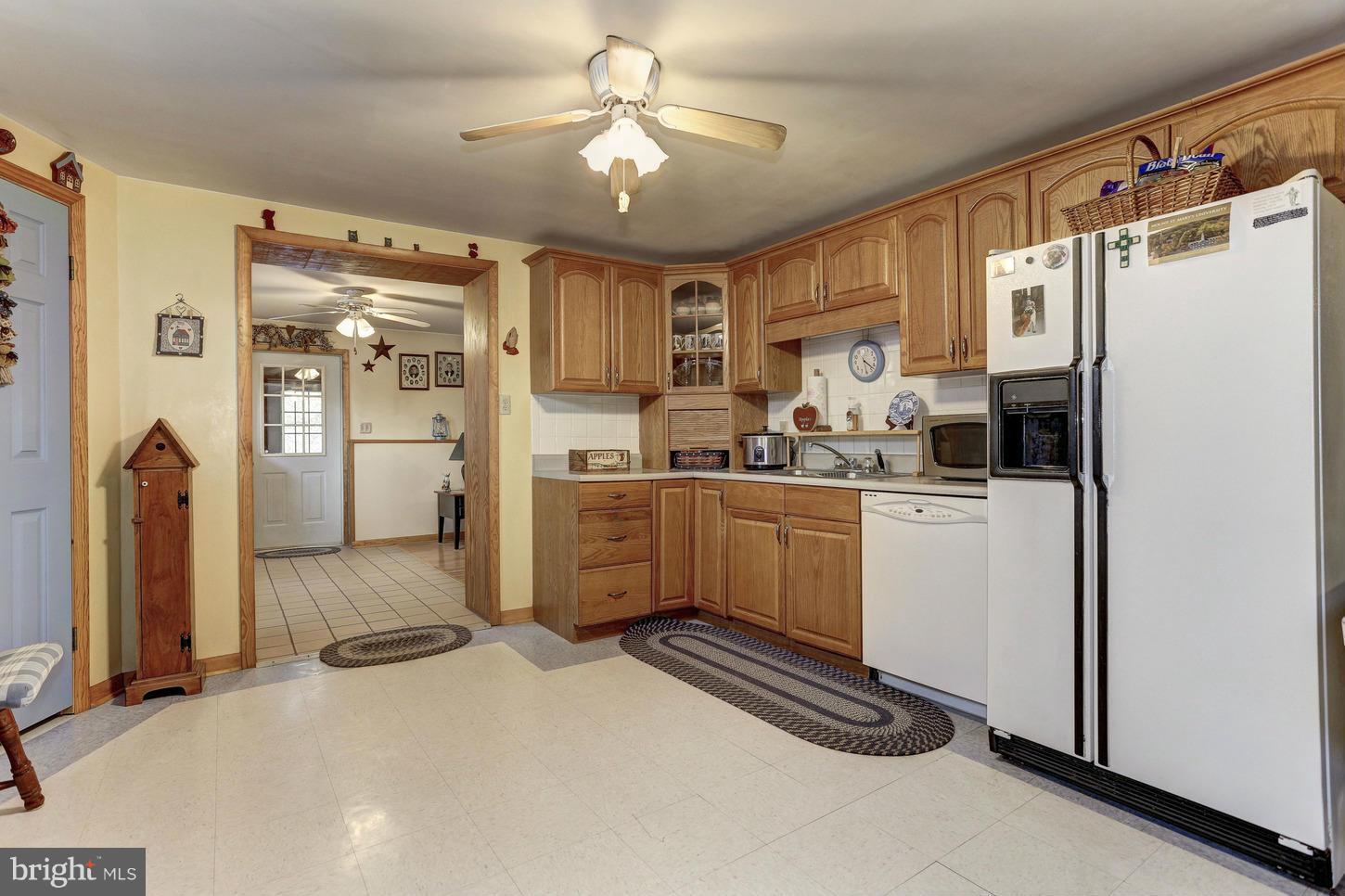 3963 Baptist Road Taneytown, MD 21787 - Photo 17 of 29 Kitchen