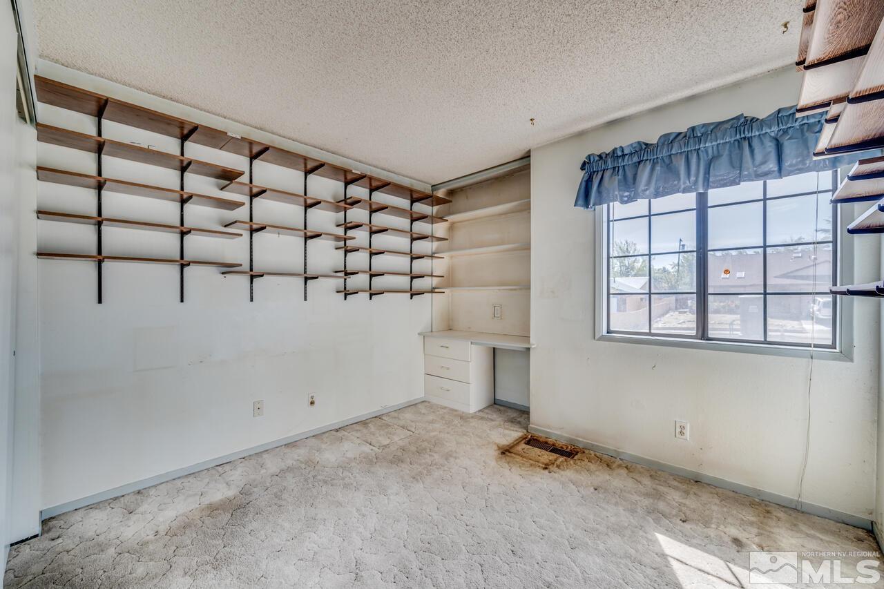 1885 Kings Row Reno, NV 89503 - Photo 31 of 39 a view of a garage