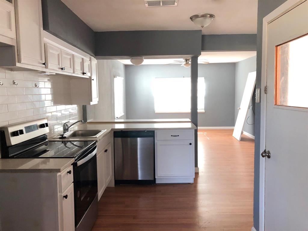 620 East Sears Street Denison, TX 75021 - Photo 7 of 19