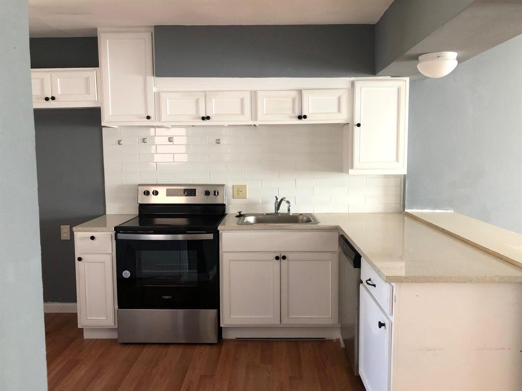 620 East Sears Street Denison, TX 75021 - Photo 8 of 19