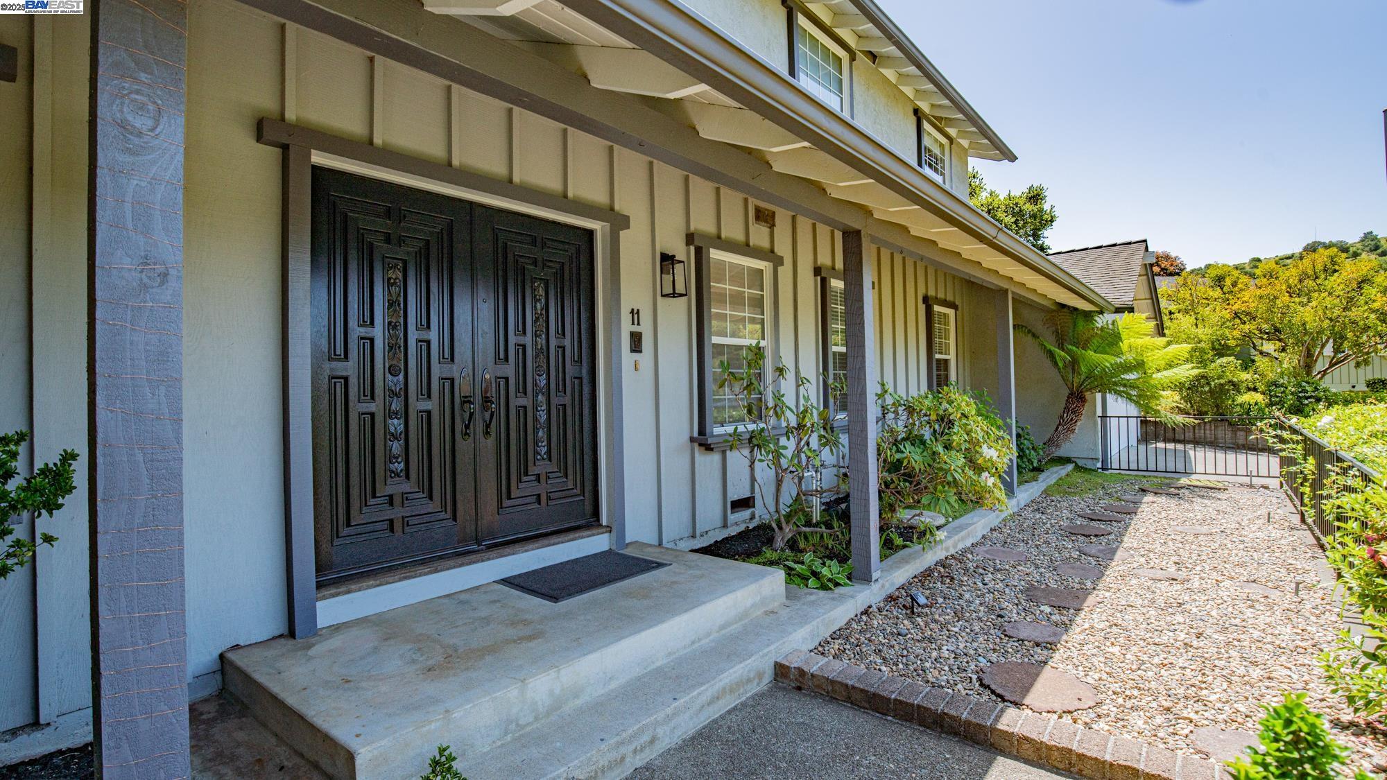 11 Oak Tree Court San Rafael, CA 94903 - Photo 7 of 56