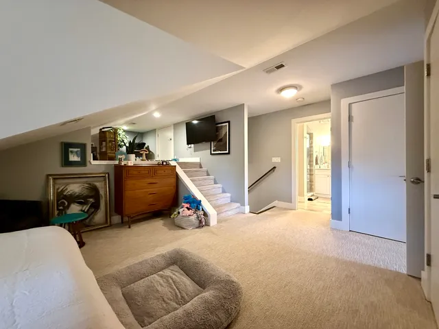 $399,999 | 9847 South Millard Avenue, Evergreen Park, IL 60805