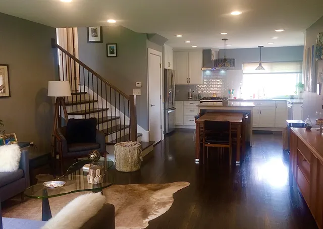 $399,999 | 9847 South Millard Avenue, Evergreen Park, IL 60805