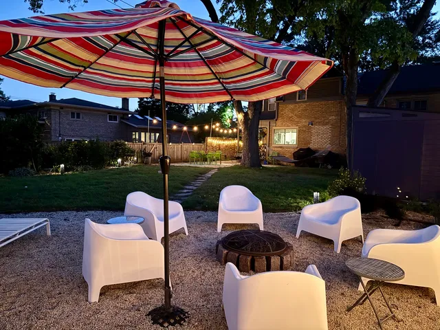 $399,999 | 9847 South Millard Avenue, Evergreen Park, IL 60805