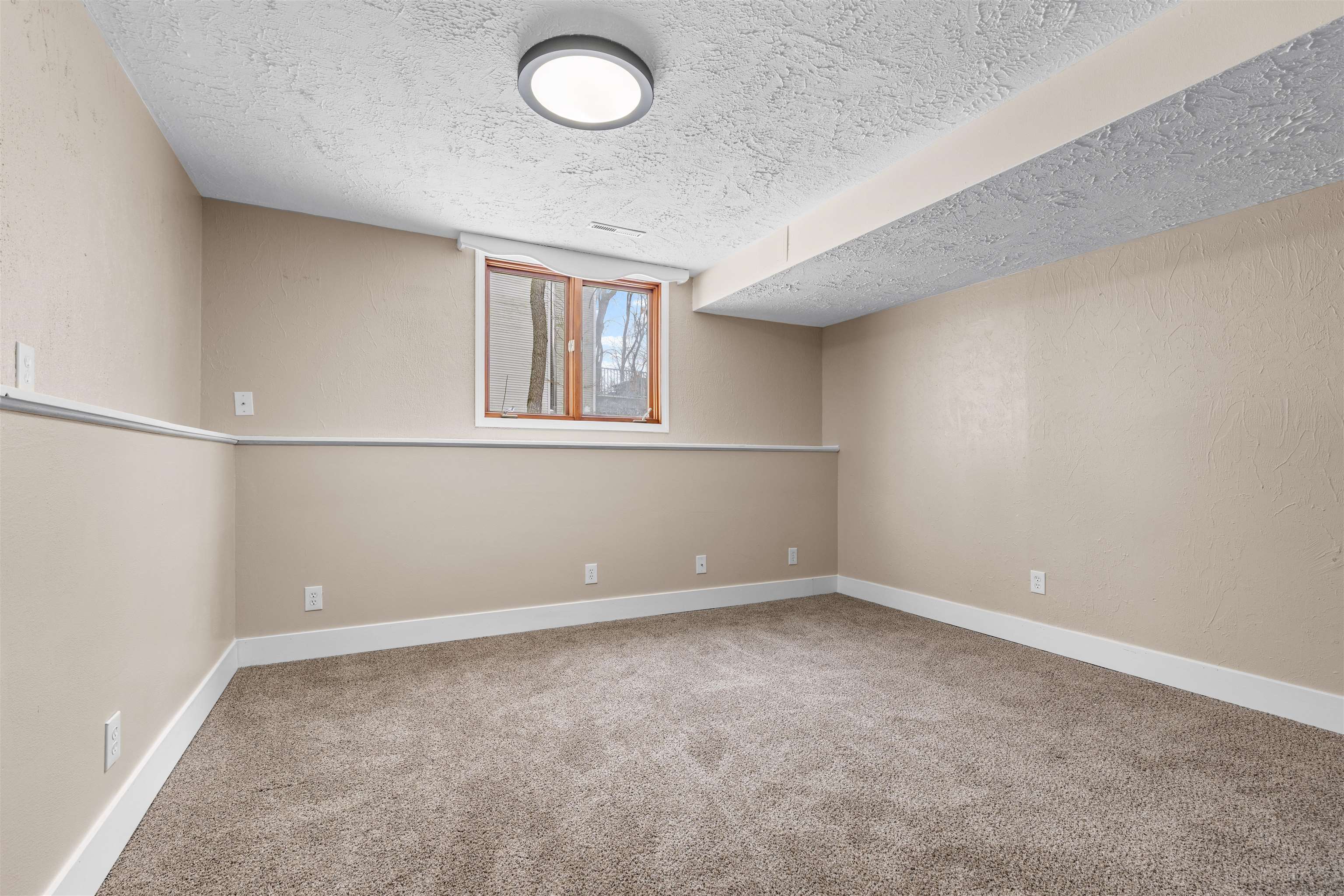 11738 Southgate Road Roscoe, IL 61073 - Photo 15 of 27