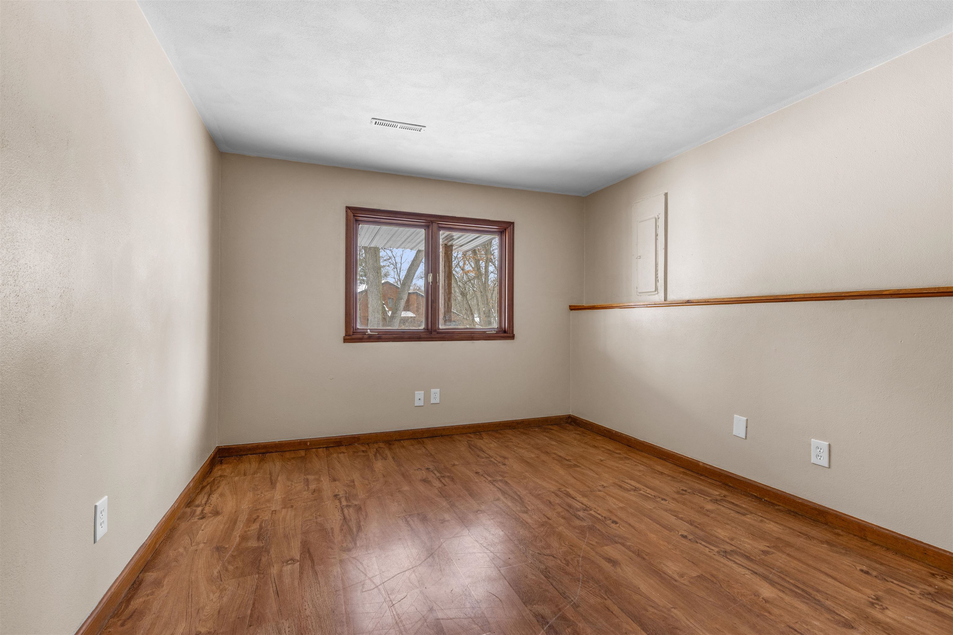 11738 Southgate Road Roscoe, IL 61073 - Photo 4 of 27