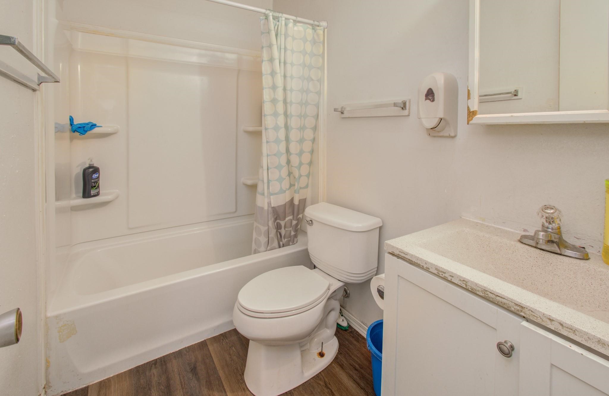 3610 Almeda Genoa Road Houston, TX 77047 - Photo 10 of 14 Gallery Image 10