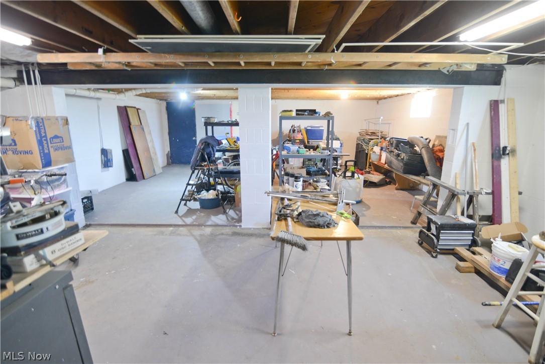 14906 Palmyra Road Diamond, OH 44412 - Photo 27 of 35 Gallery Image 27