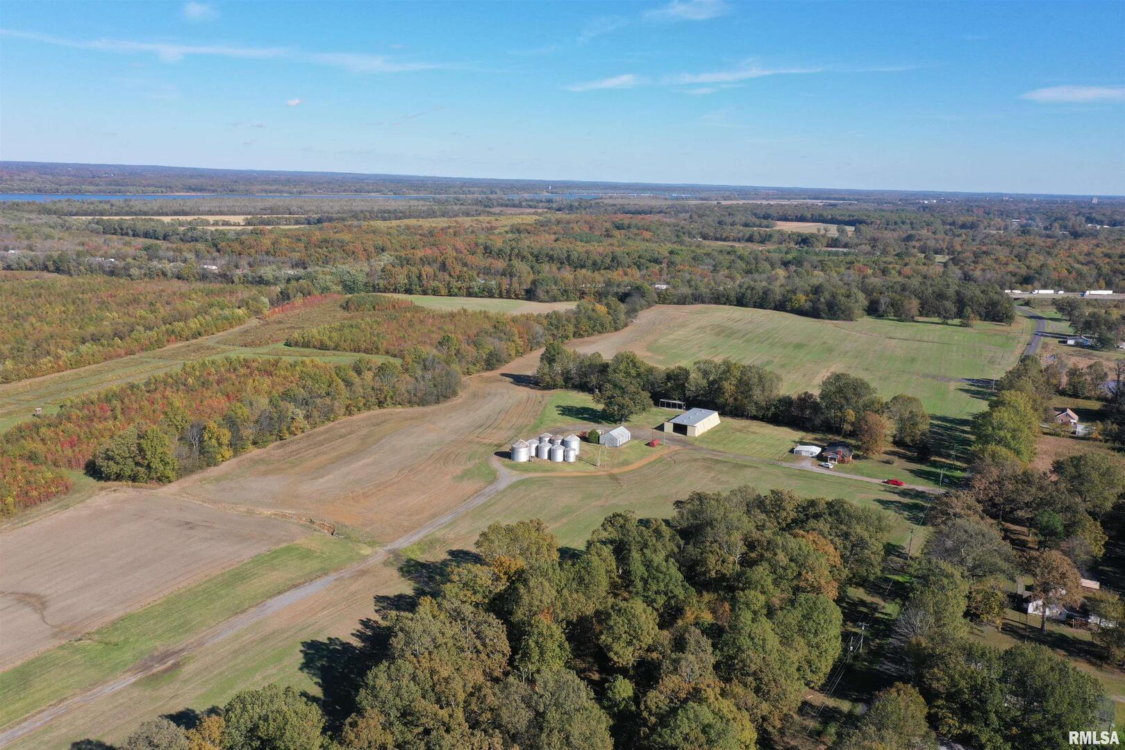 5465 Noble Road Paducah, KY 42001 - Photo 50 of 60 a view of a lake with a city