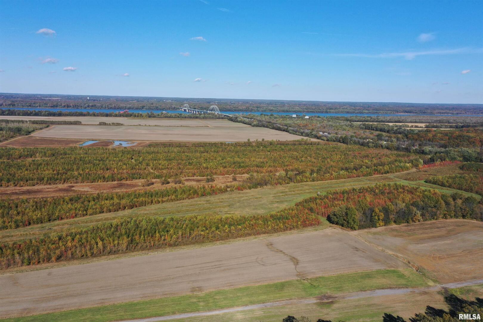 5465 Noble Road Paducah, KY 42001 - Photo 54 of 60 a view of an ocean and beach