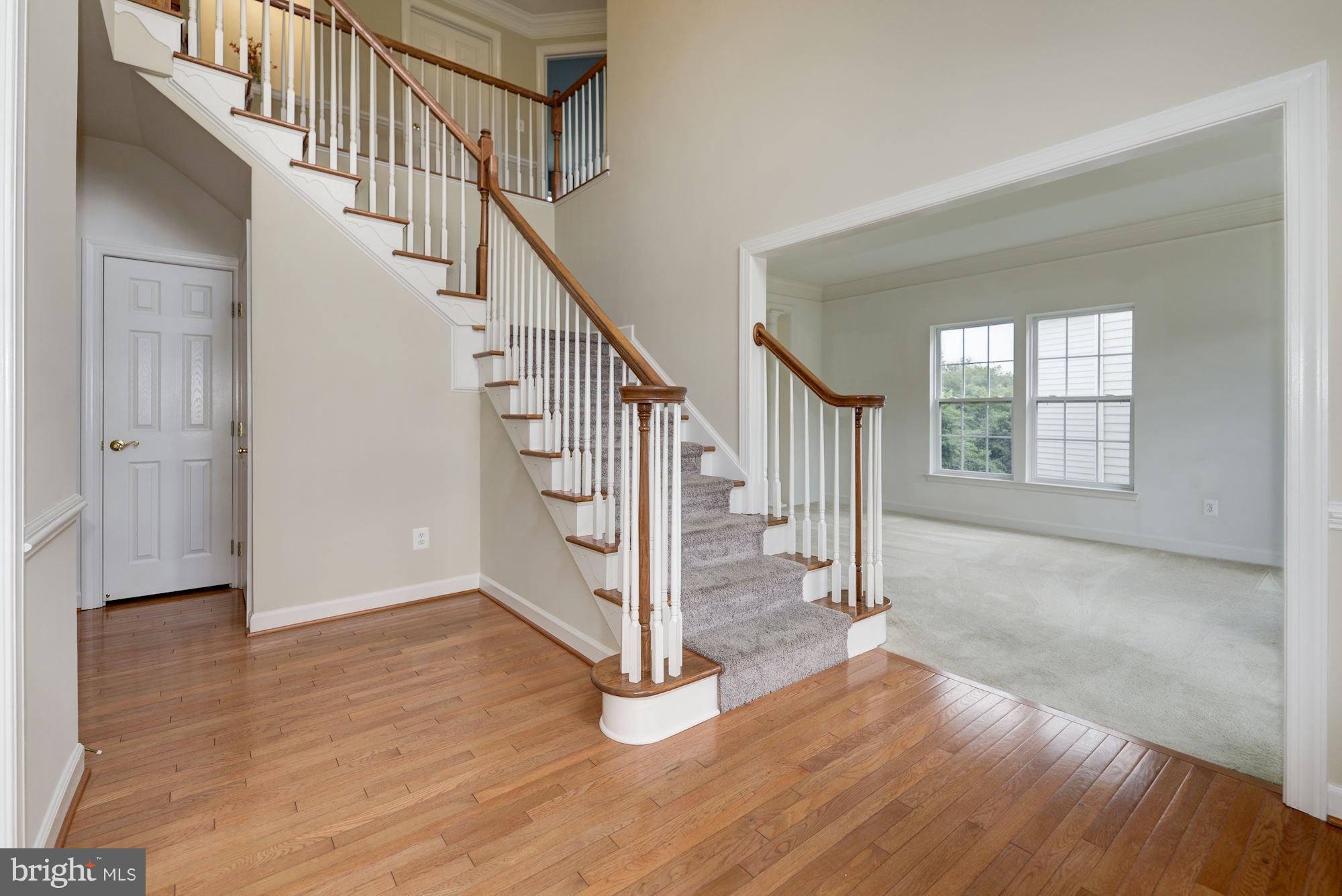 407 Potomac Ridge Drive Fort Washington, MD 20744 - Photo 13 of 30 a view of entryway and hall with wooden floor