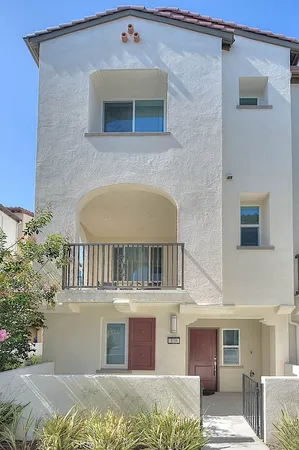 $949,950 | 2750 West 182nd Street, Unit 120, Torrance, CA 90504