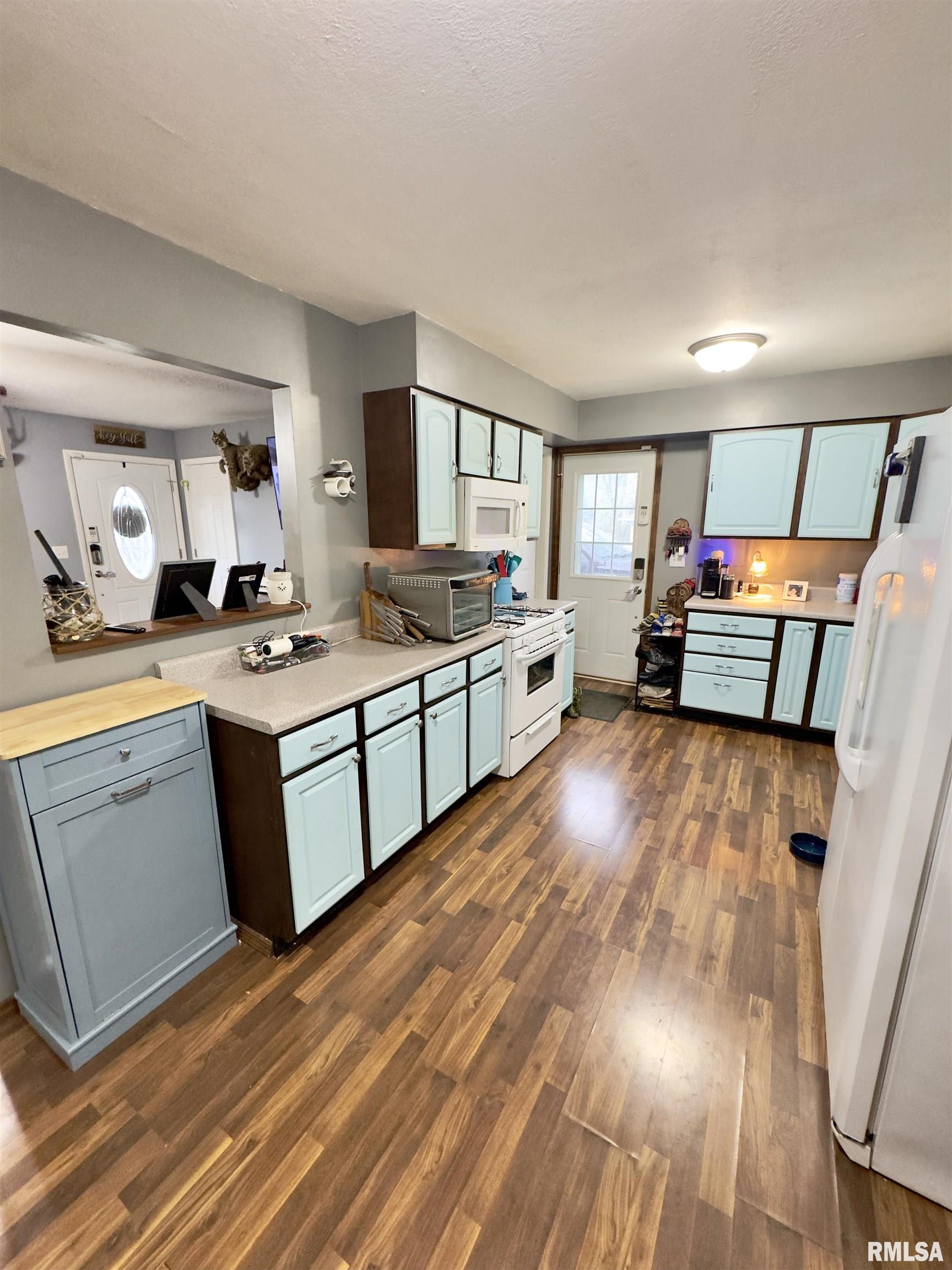 512 Magnolia Street Payson, IL 62360 - Photo 7 of 30