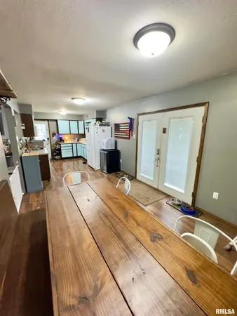 $190,000 | 512 Magnolia Street, Payson, IL 62360