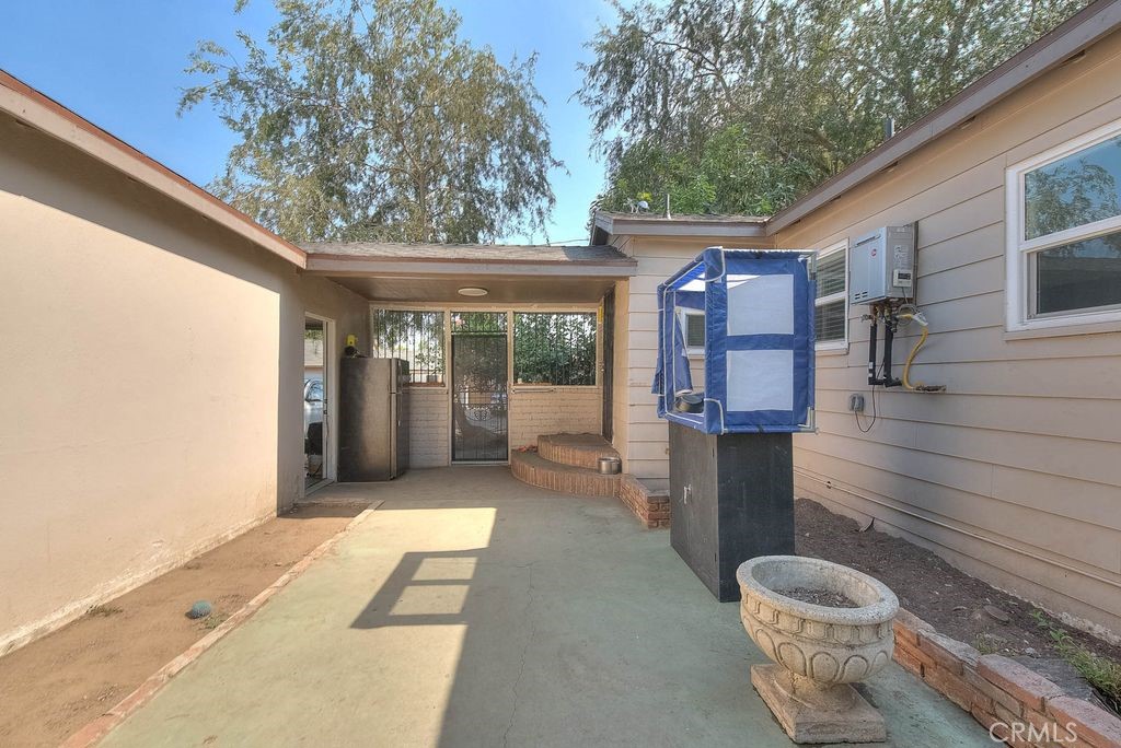 2803 Ladera Road San Bernardino, CA 92405 - Photo 40 of 60