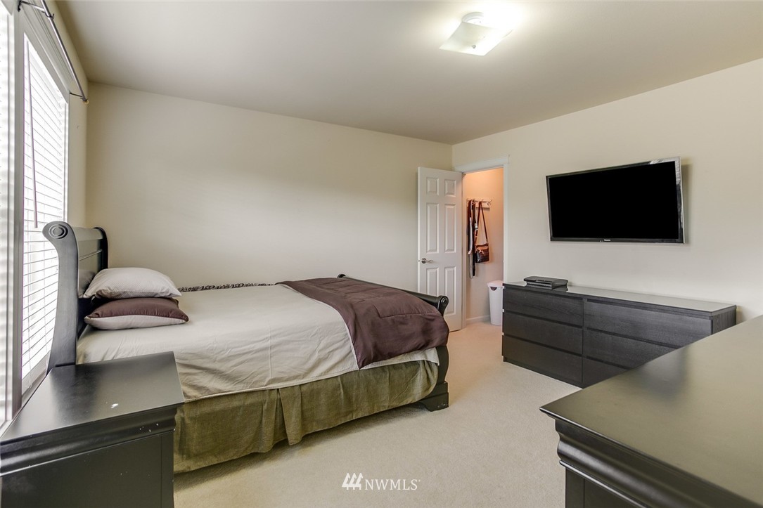 1424 191st Place Southeast Bothell, WA 98012 - Photo 16 of 23