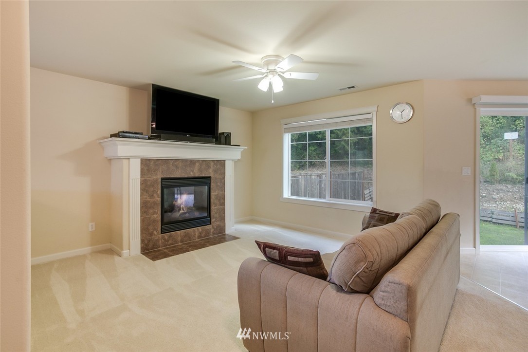 1424 191st Place Southeast Bothell, WA 98012 - Photo 6 of 23